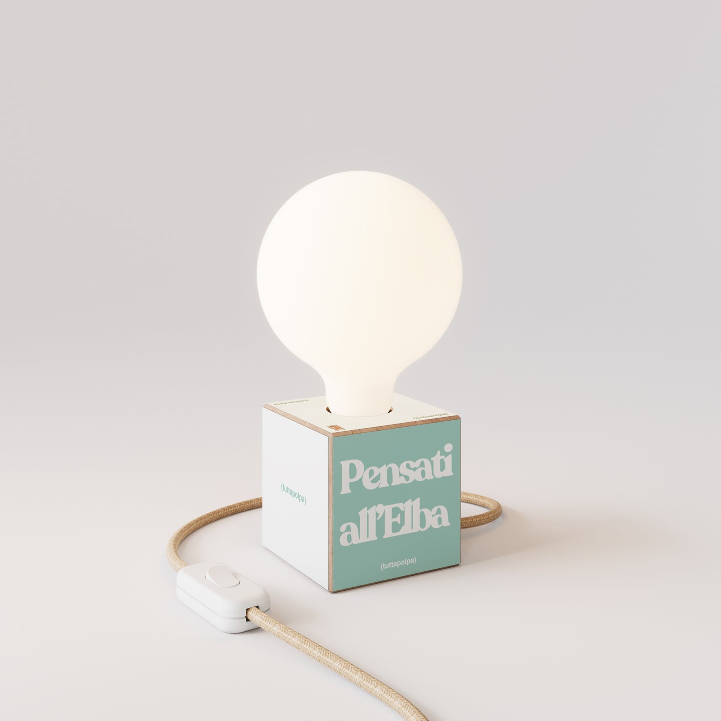 Lampada da tavolo Cubetto | Pensati all’Elba